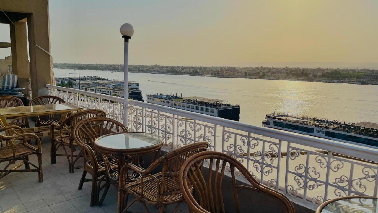 Merry Land Hotel & Roof Top Nile Restaurant Luksor Zewnętrze zdjęcie